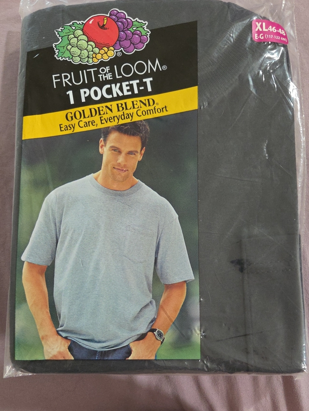 Fruit Of The Loom Black 1 Pocket-T Size XL